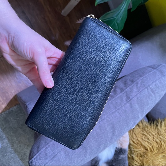 Marc Jacobs Wallet - Picture 5 of 6